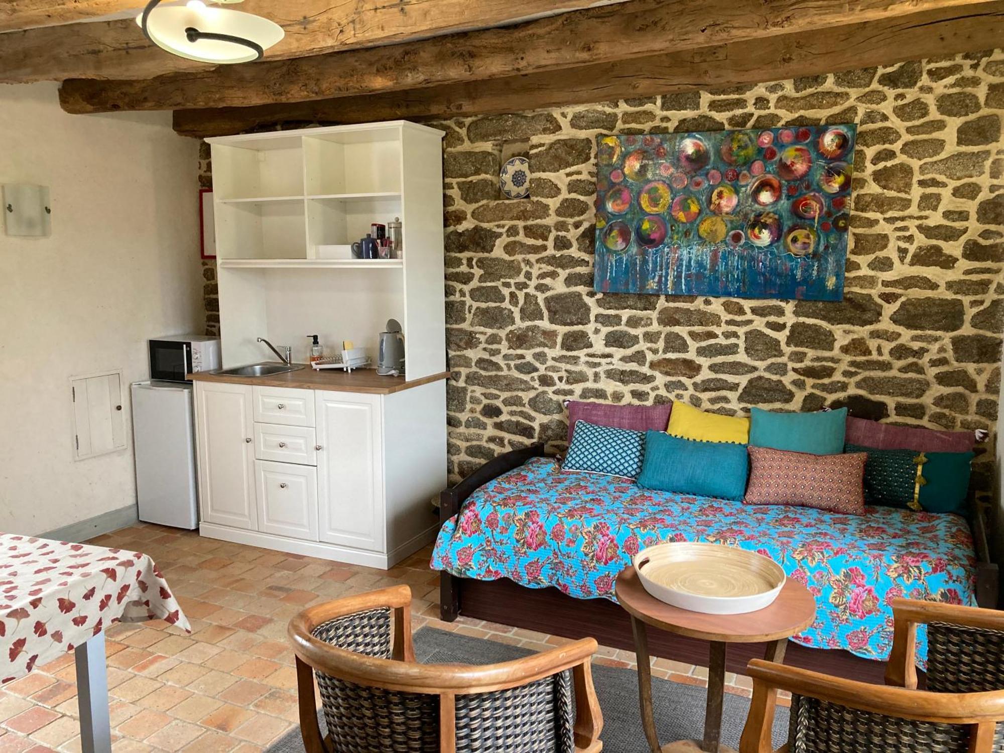 Bed and Breakfast Au Pont Ricoul Saint-Pierre-de-Plesguen Екстер'єр фото