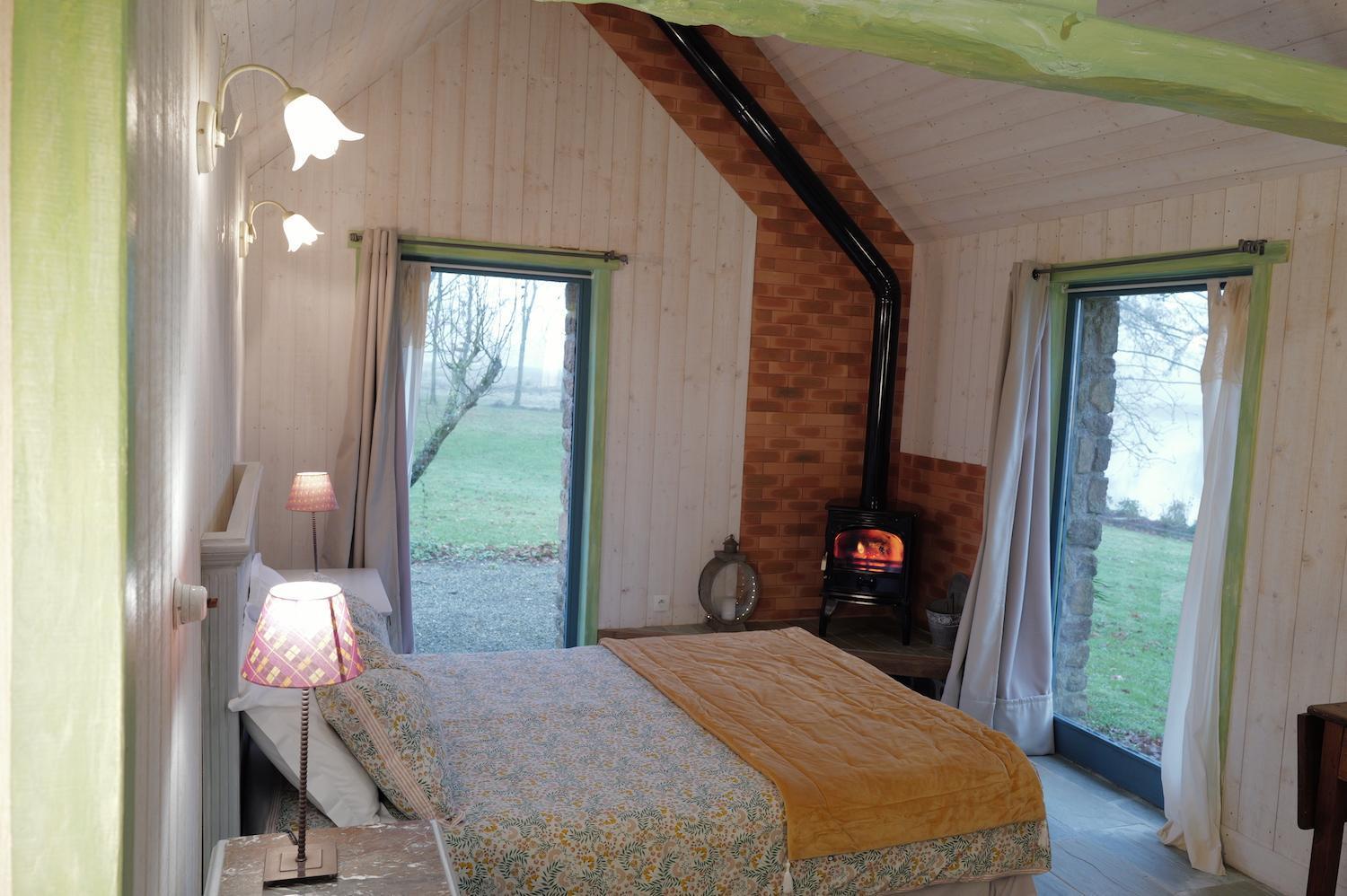 Bed and Breakfast Au Pont Ricoul Saint-Pierre-de-Plesguen Екстер'єр фото